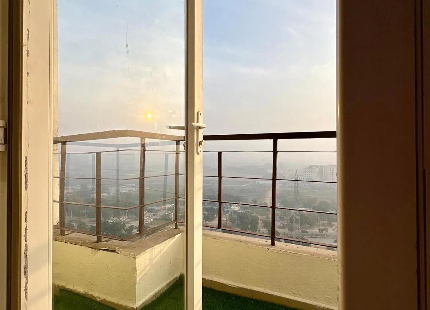 شقة Queen Room In Boutique Penthouse 16Th Floor غورغاون