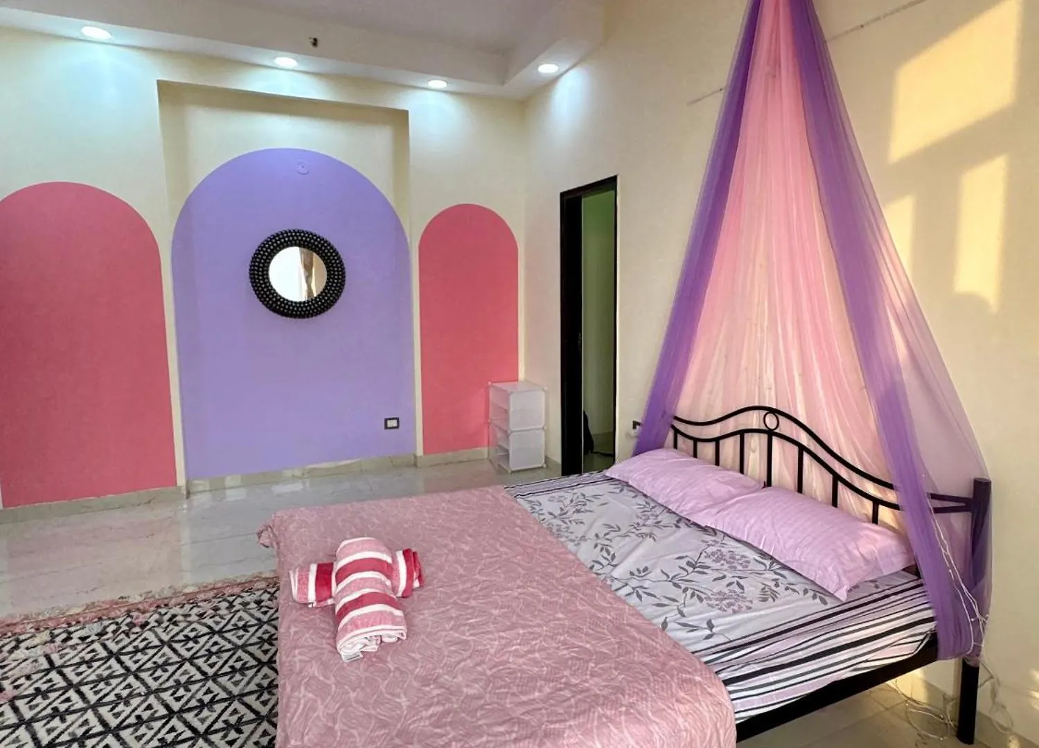 Queen Room In Boutique Penthouse 16Th Floor غورغاون شقة